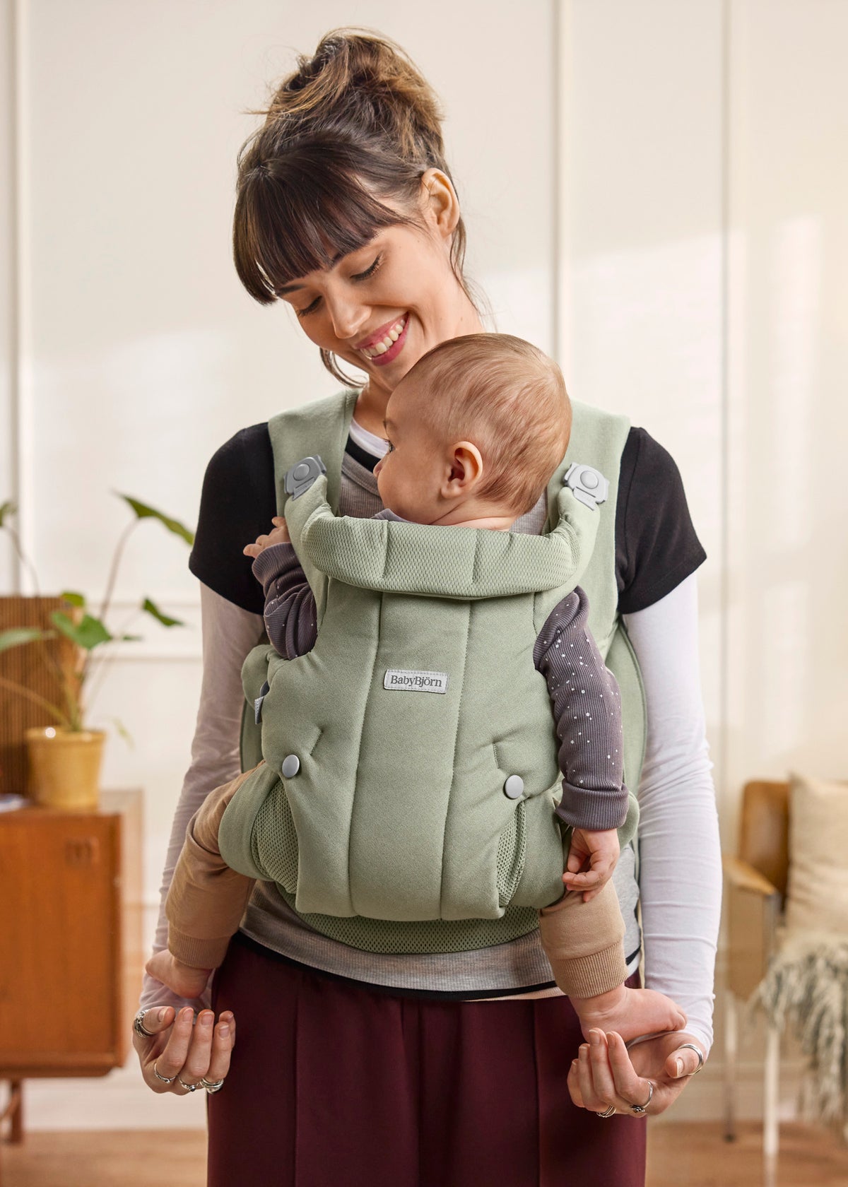 BabyBjorn Baby Carrier Hold worn front-facing inward