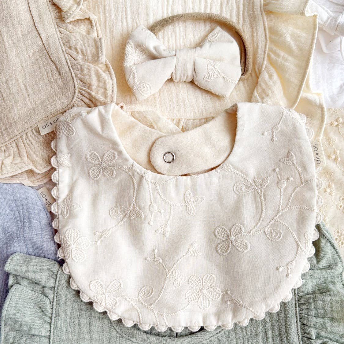Cotton Baby Bib Double-Sided (Embroidered Flowers & Bow)