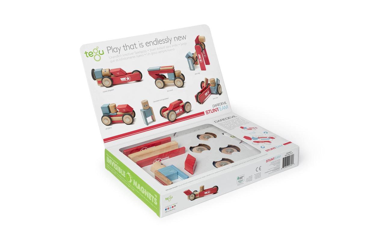 Daredevil - Magnetic Wooden Block Set