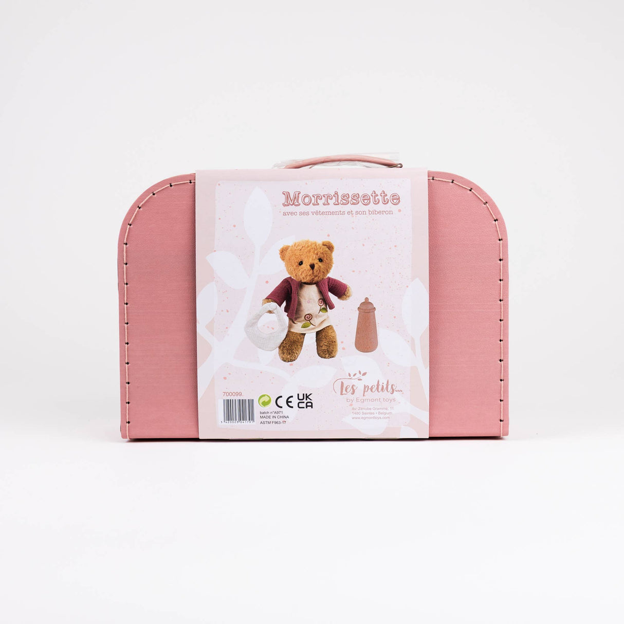 Morrissette With Clothes In A Case