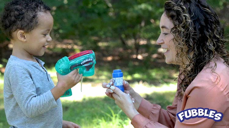 FUBBLES LIGHT UP BUBBLE BLASTER