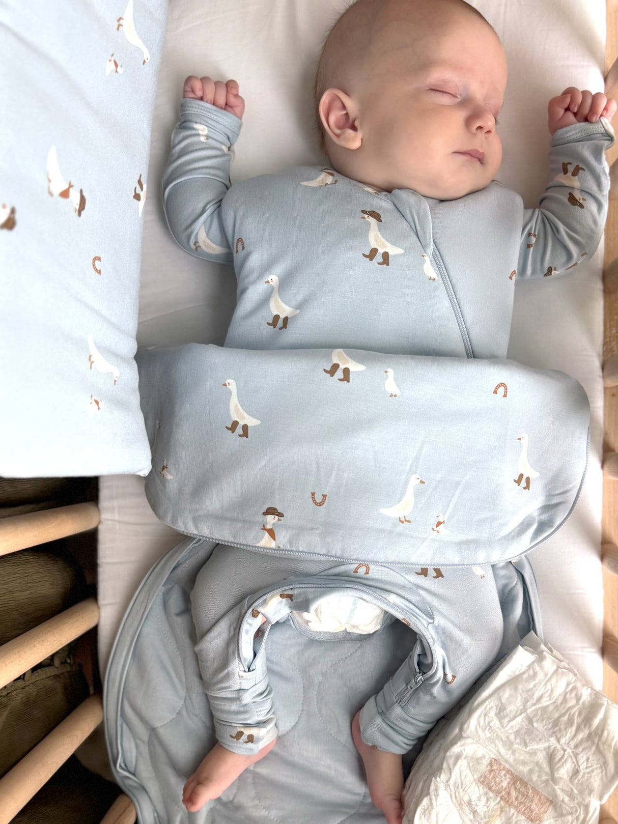SWADDLE