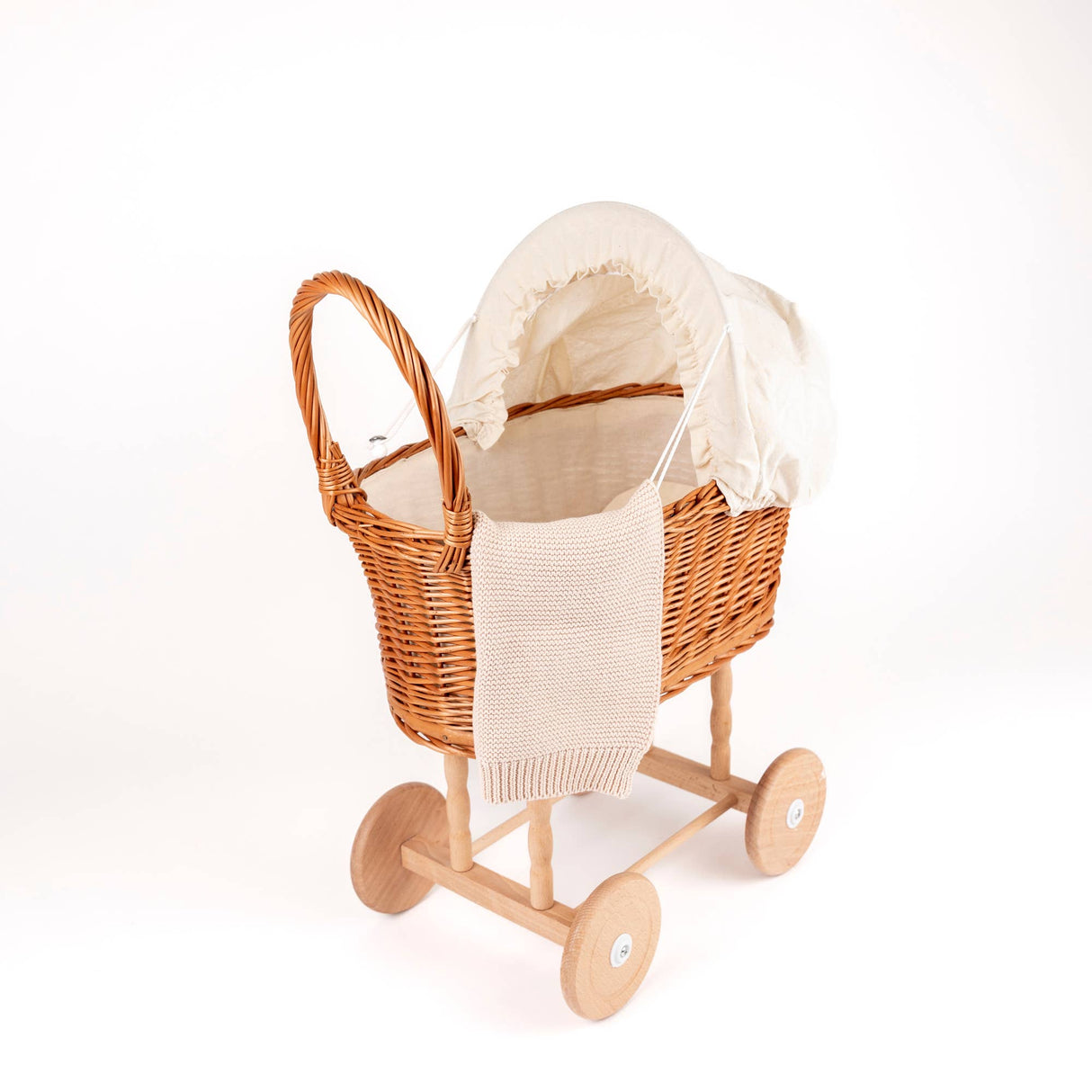Wicker Pram Eggshell