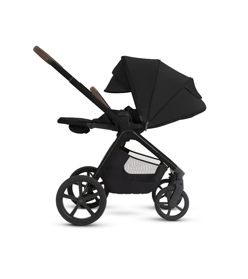 Silver Cross Cove 2 stroller in Onyx