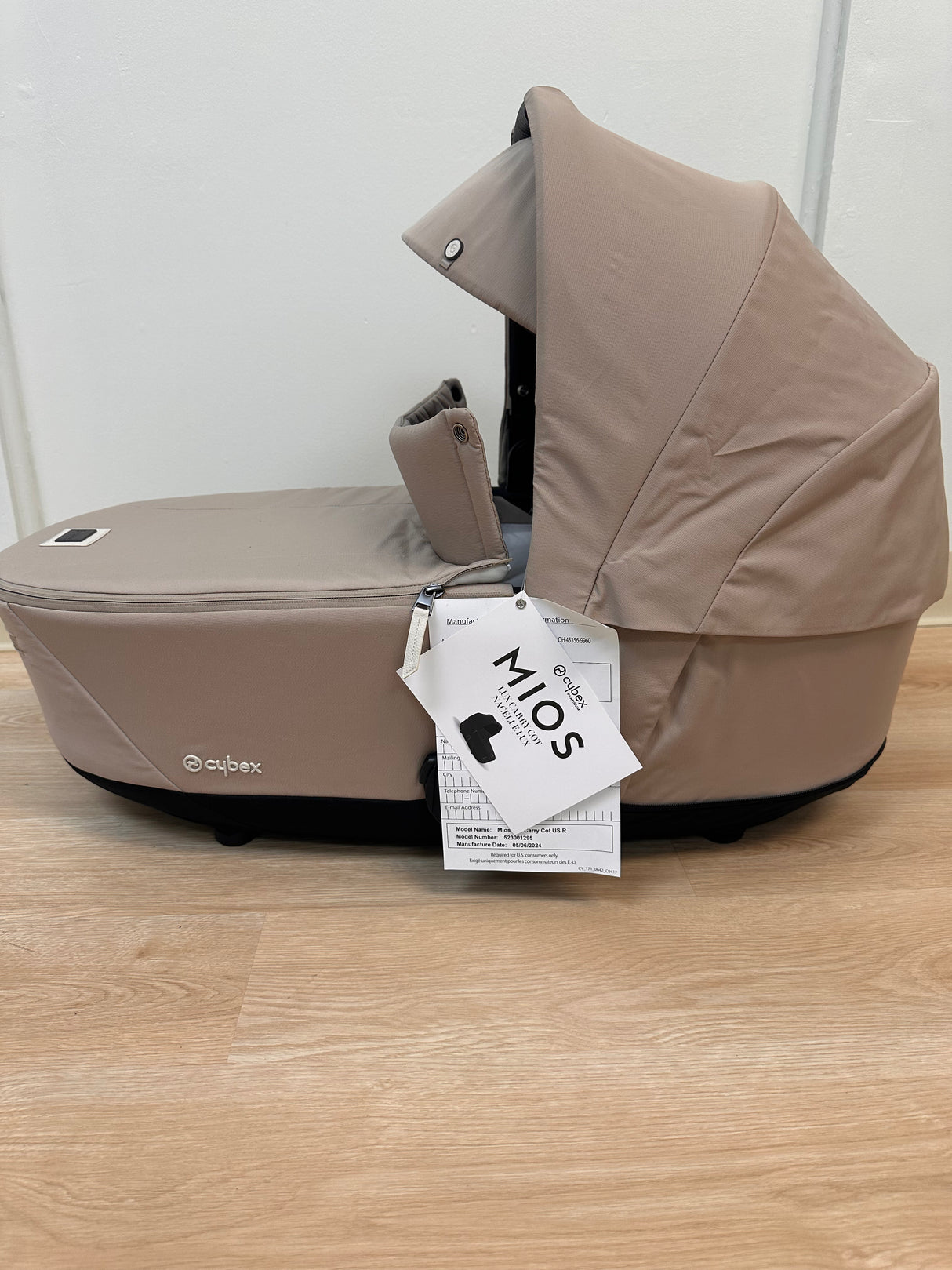 Cybex Mios Stroller + Bassinet Bundle — Cozy Beige (Floor Model)