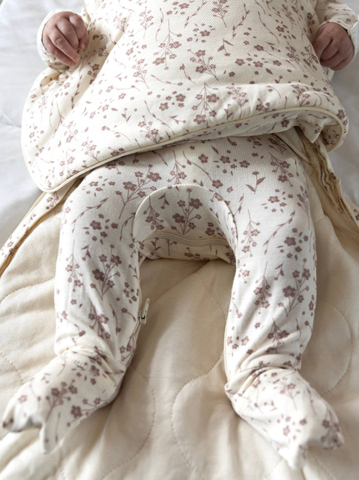 SWADDLE