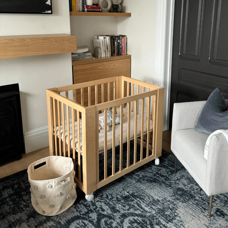 Spirit 8-in-1 Convertible Crib (with wheels)