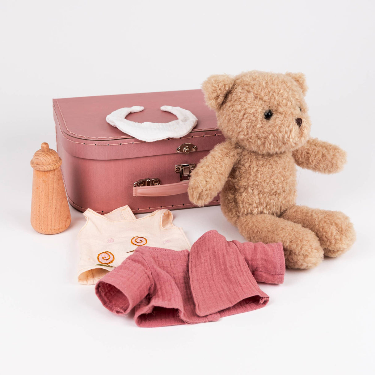 Morrissette With Clothes In A Case