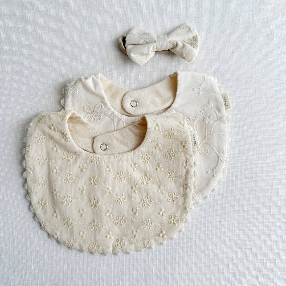 Cotton Baby Bib Double-Sided (Embroidered Flowers & Bow)