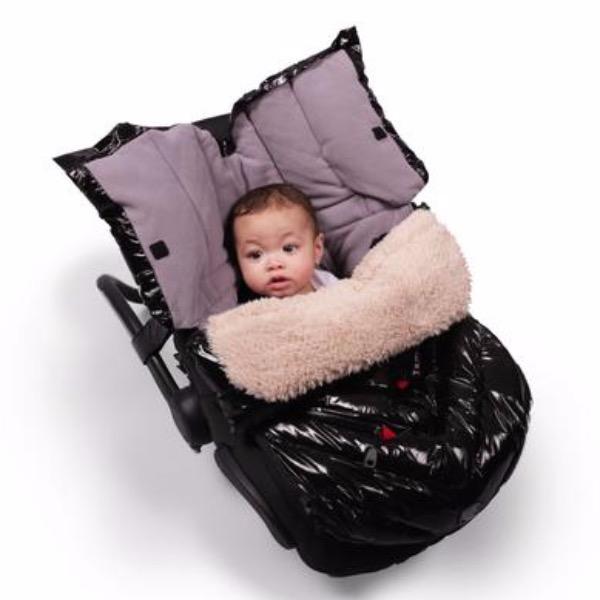 7 A.M. Enfant Black Polar Igloo - Tadpole