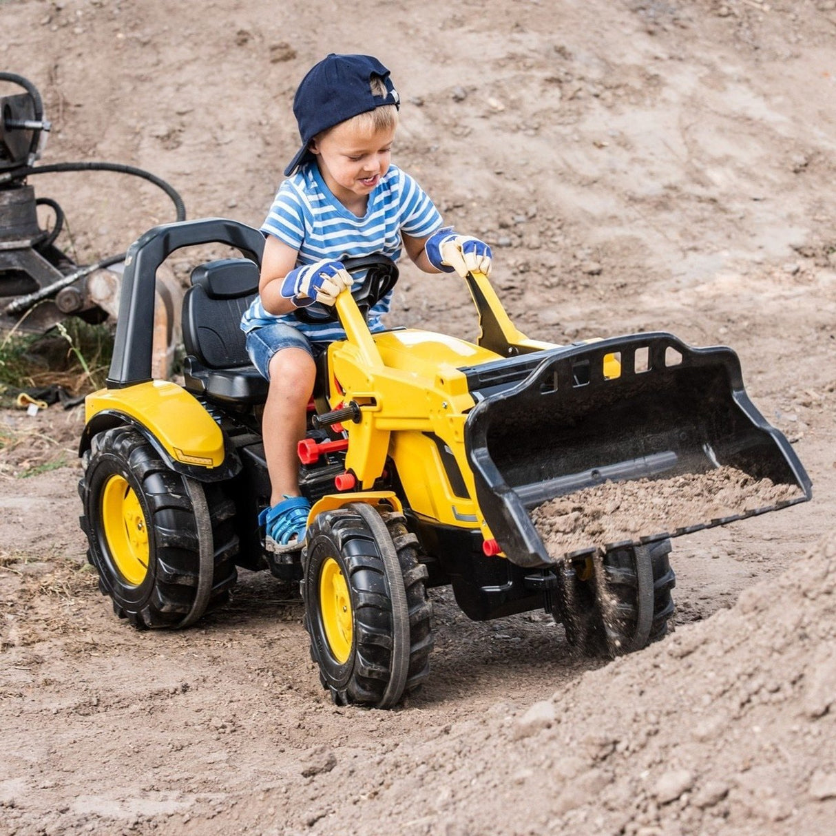 CAT X-Trac Front Loader - Tadpole