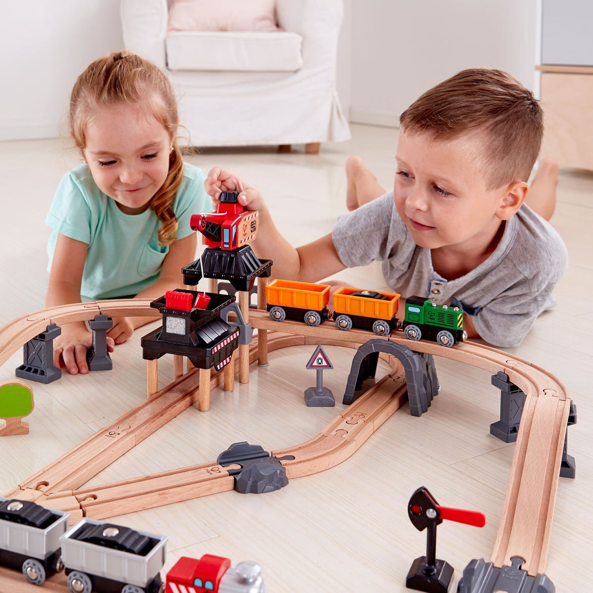 Hape Mining Loader Set - Tadpole